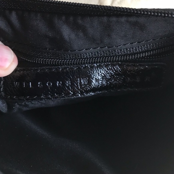 Wilson’s Ladies Wrist Clutch - Picture 3 of 3